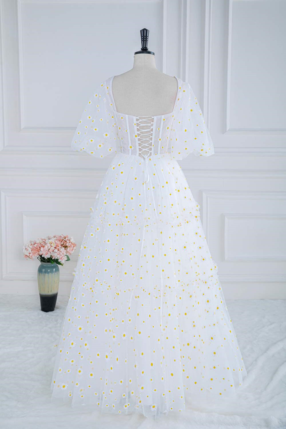 White Daisy Embroidery Puff Sleeves A-line Long Prom Dress