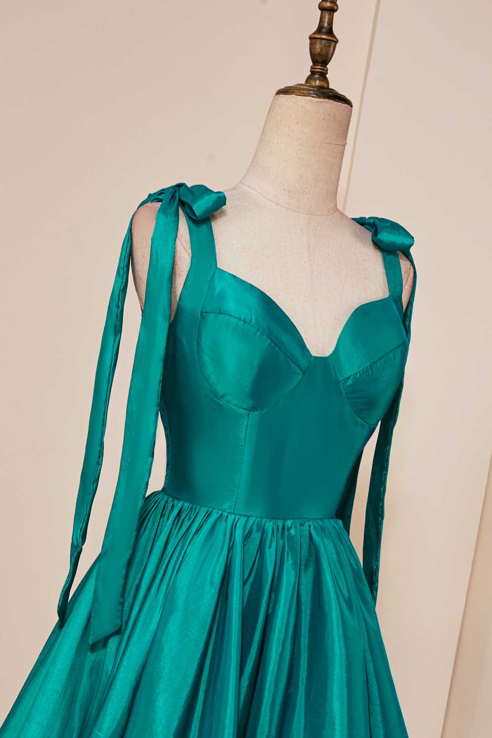 Hunter Green A-line Bow Tie Straps Ruffled Satin Homecoming Dress