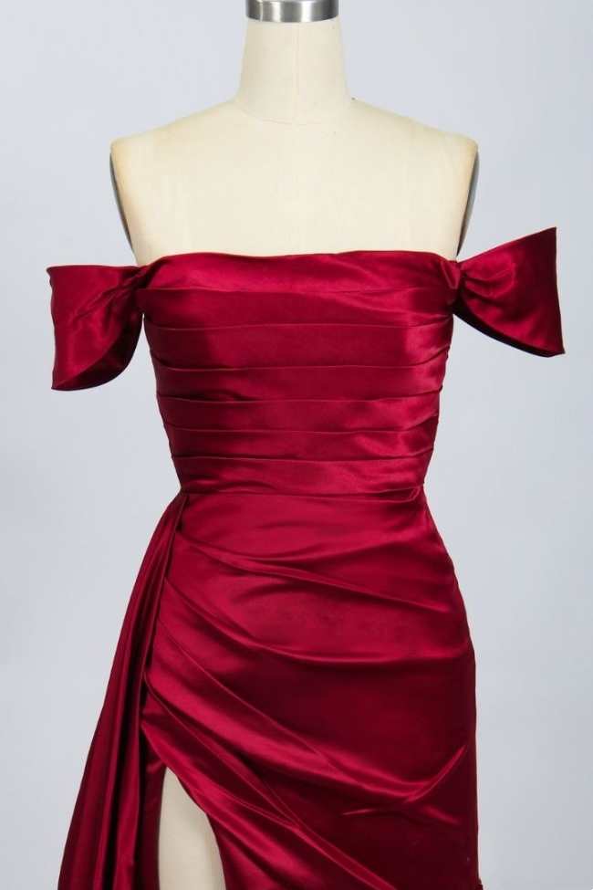 Tight Red Satin Prom Dresses