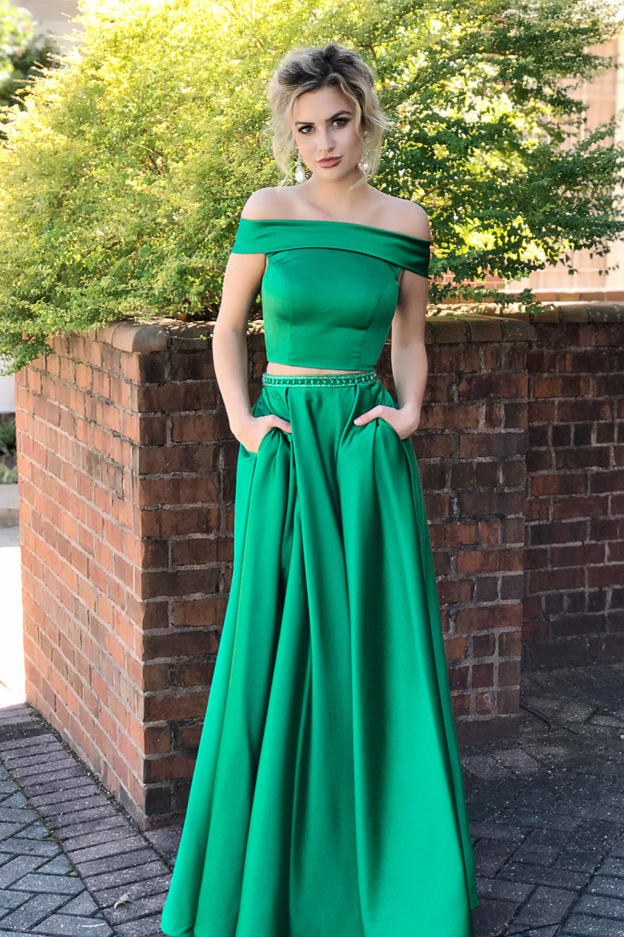 Two Piece Off Shoulder Green Long Prom Dress with Pockets