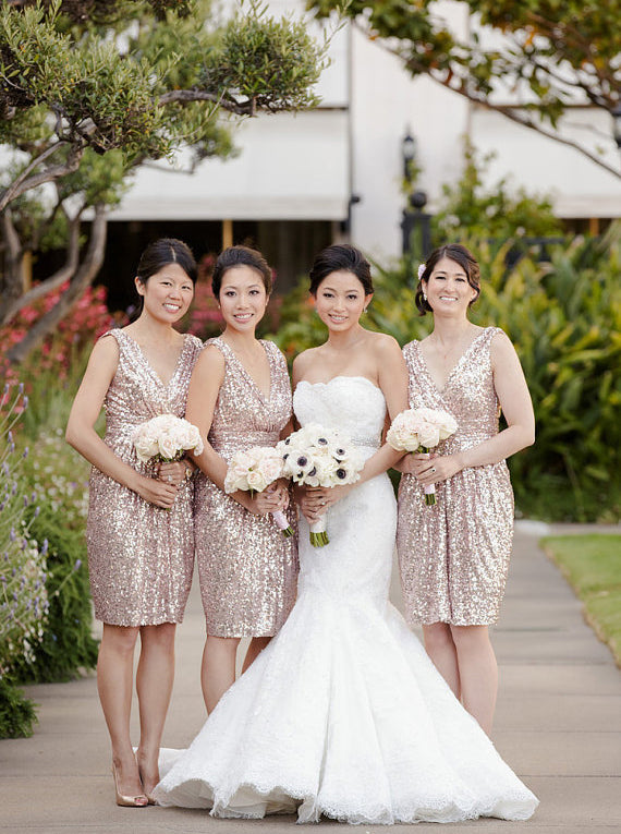 Hot-Selling V Neck Short Rose Gold Sequins Bridesmaid Dress