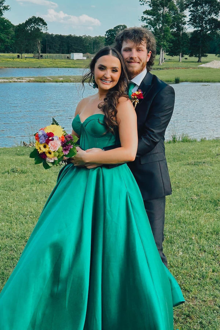 Sweetheart Green Satin A-line Long Formal Gown