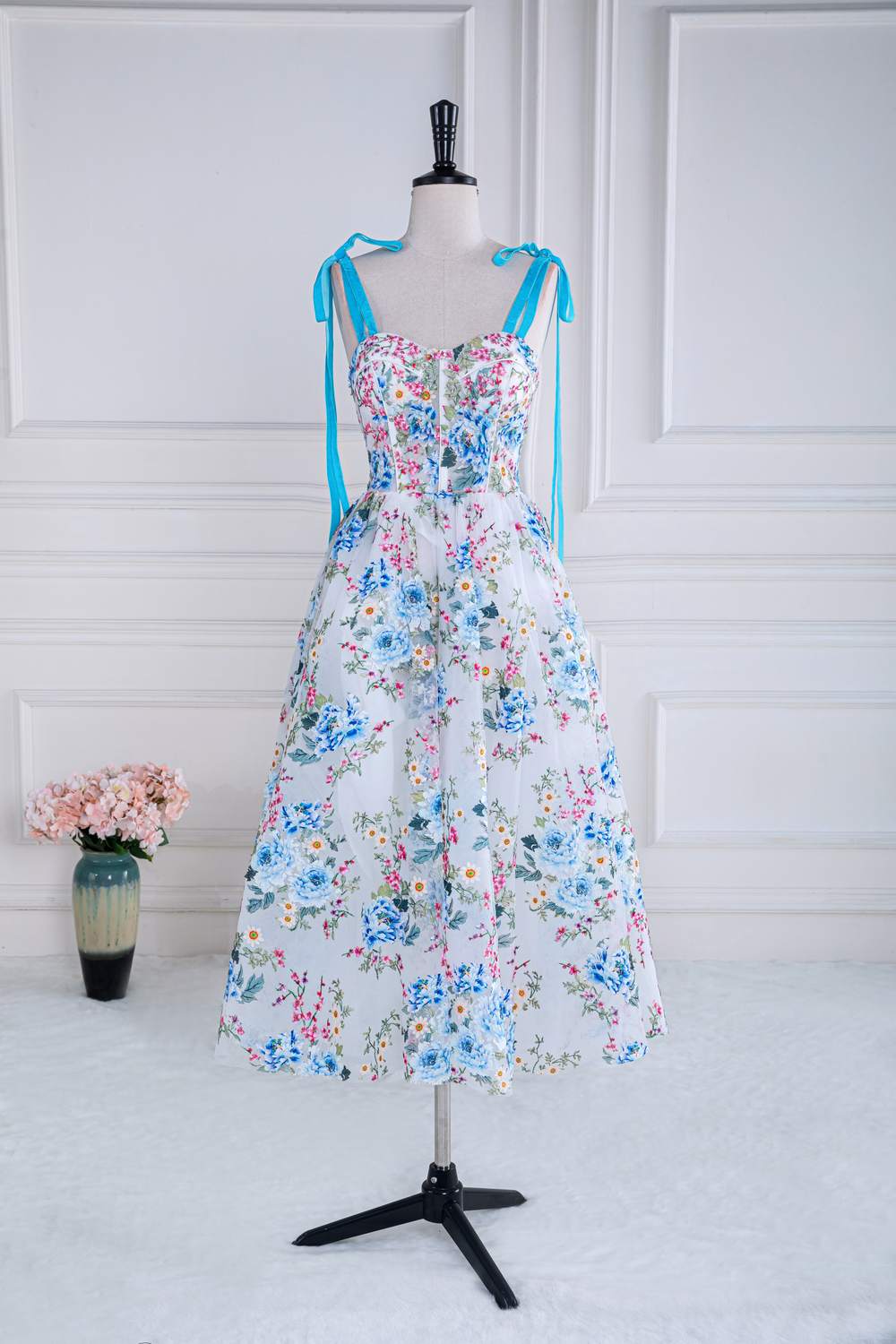 Blue and White Floral Bow Tie Straps A-line Tea-Length Prom Dress