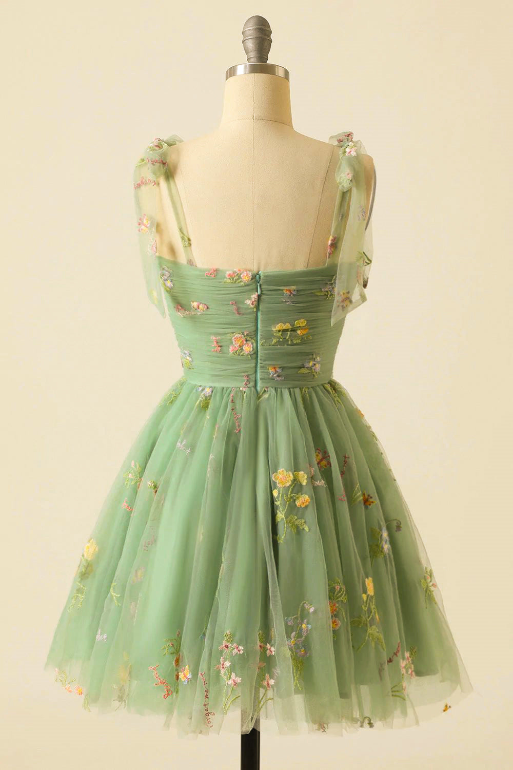 Green Bow Tie Embroidery Tulle A-line Homecoming Dress