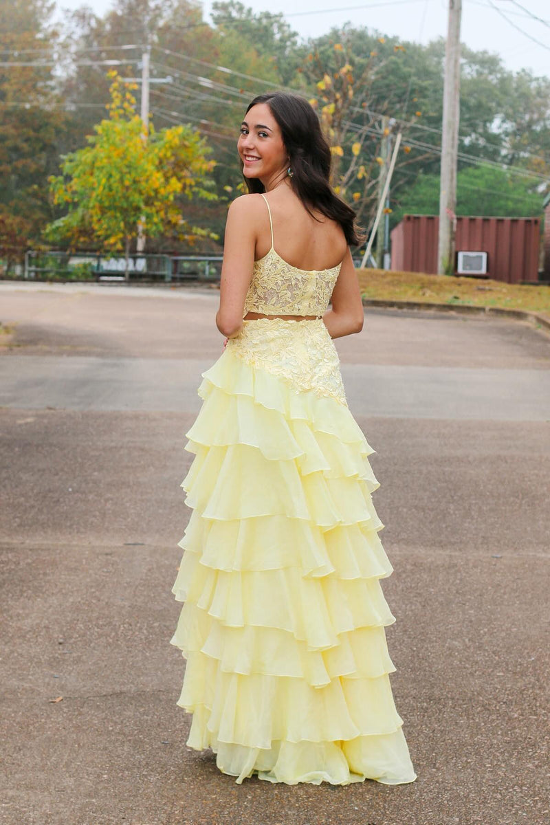 Spaghetti Straps Yellow Lace Appliques Mermaid Formal Dress