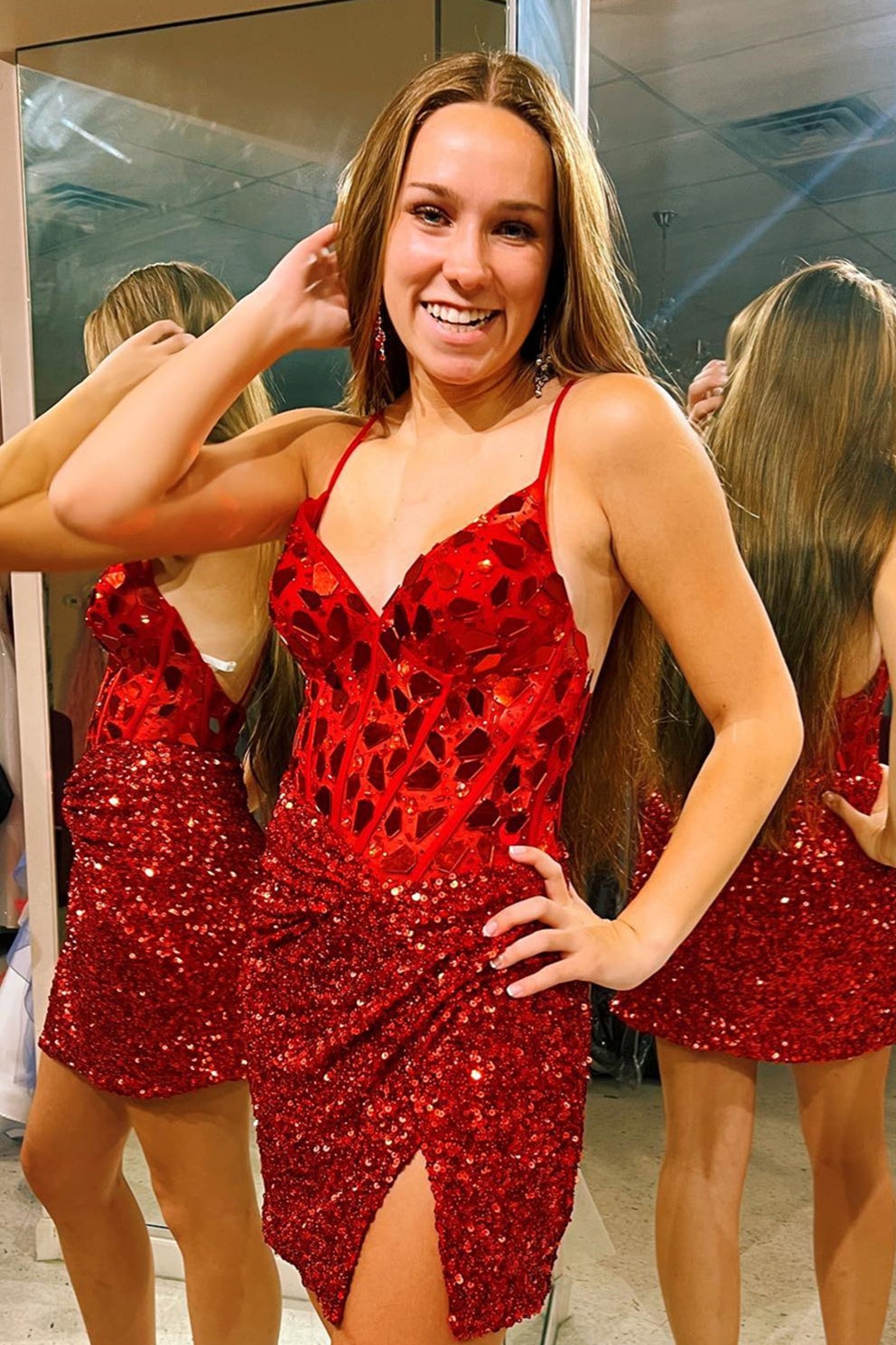 Red Mirror-Cut Sequins Halter Sheath V Neck Homecoming Dress – Dreamdressy