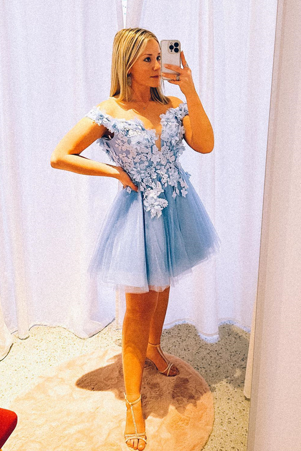 Light Blue Plunging Off-the-Shoulder Appliques Tulle Homecoming Dress