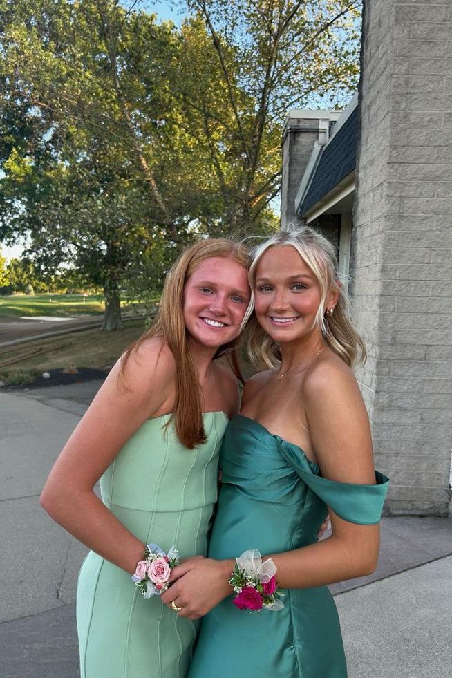 Off the Shoulder Green Short Princess Dress