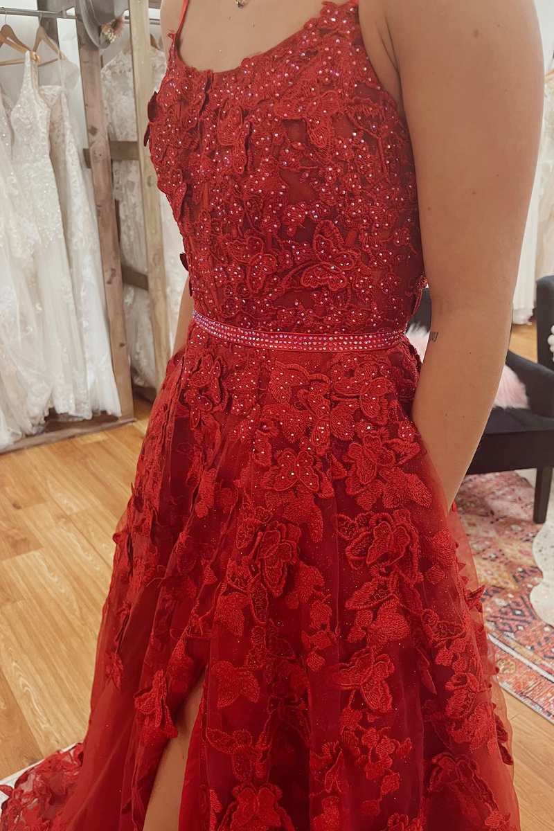 Red Appliques Round Neck Lace-Up A-Line Prom Gown with Slit