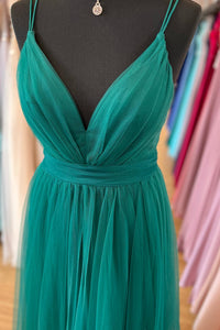 Hunter Green A-line Plunging V Neck Double Straps Pleated Long Prom Dress