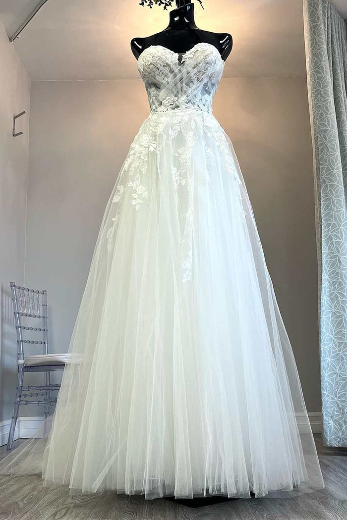 White Tulle Floral Lace Strapless A-Line Wedding Dress