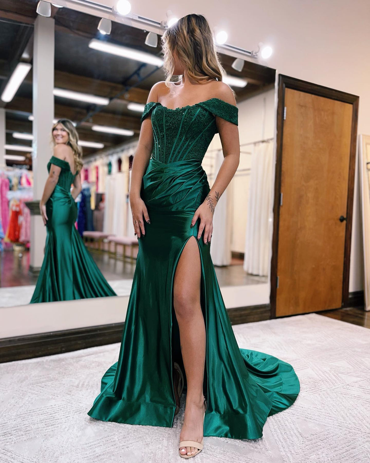 Off-the-Shoulder Satin Lace Mermaid Long Prom Gown