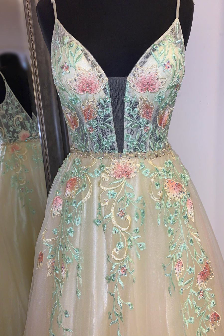 Gorgeous Straps A-Line Floral Embroidered Long Prom Dress