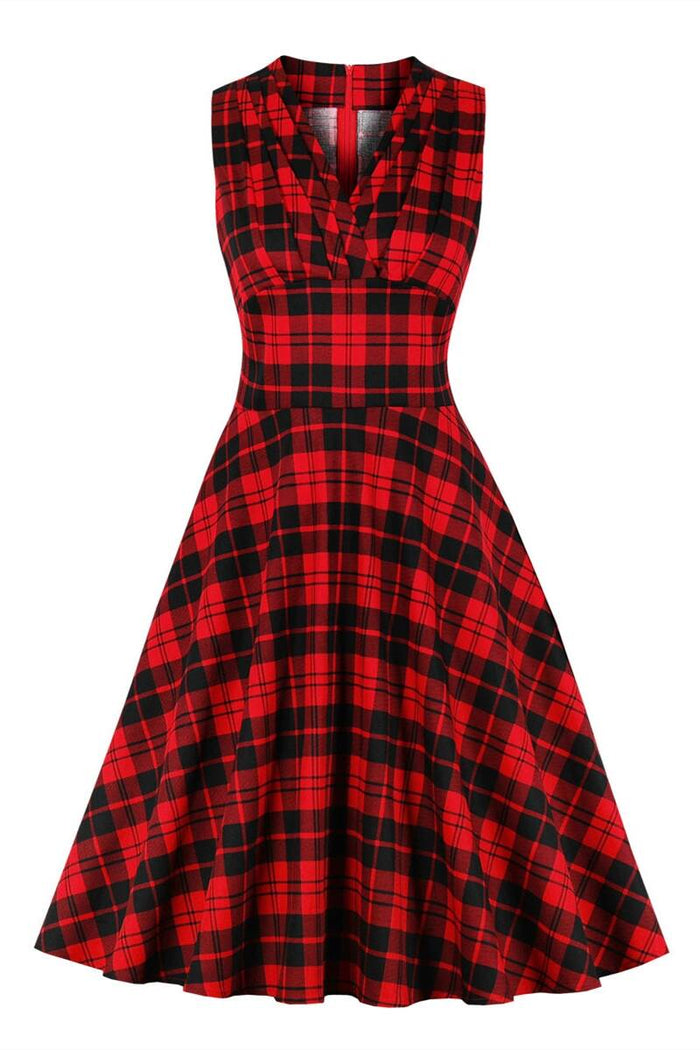 1950s Vintage Black Red Check Pleated Dress