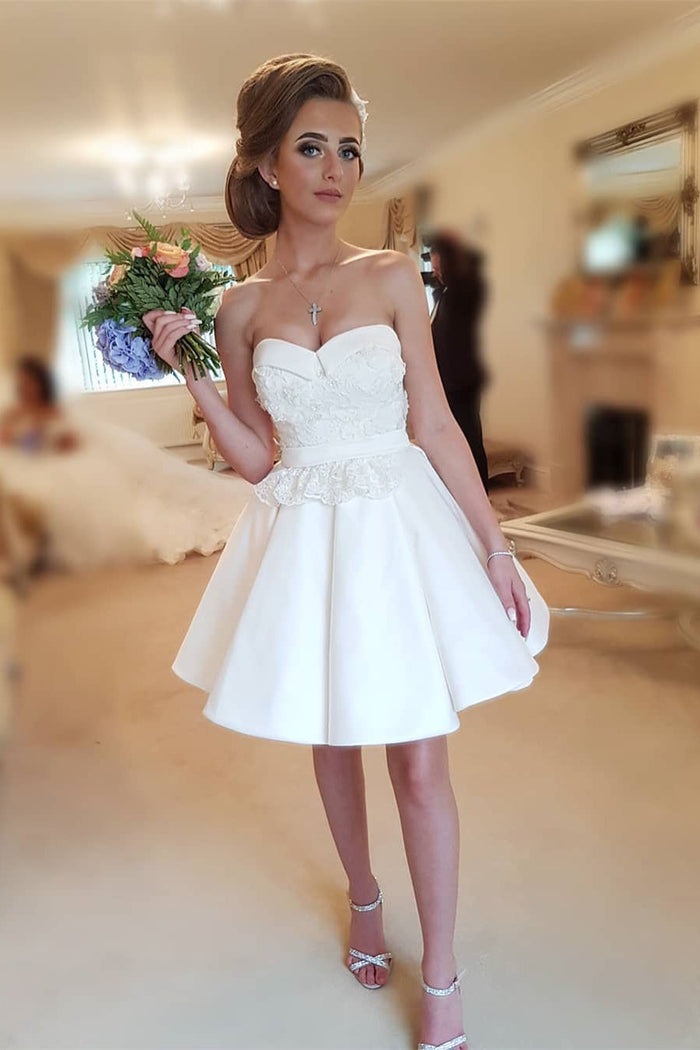Sweetheart  White Lace Short Bridesmaid Dress