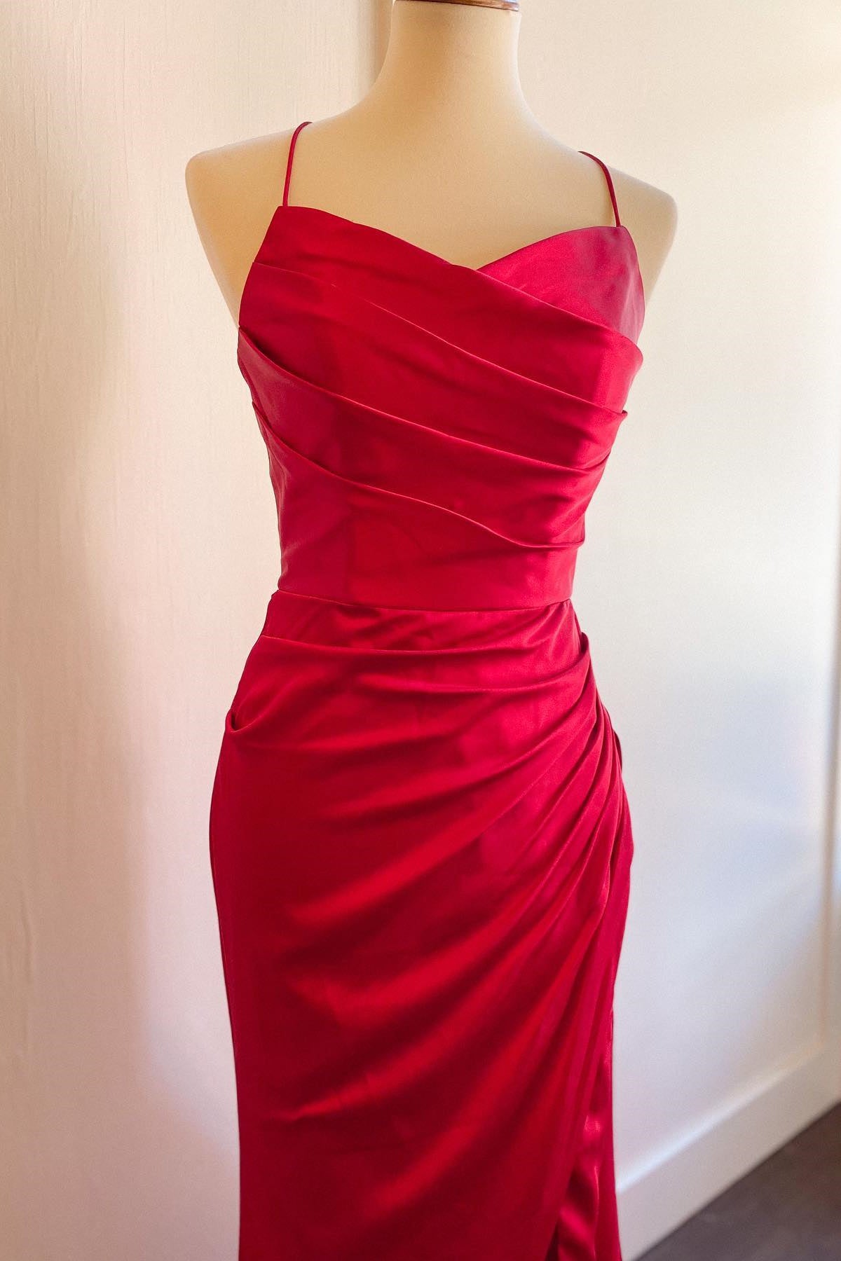 Straps Red Ruched Mermaid Long Formal Dress