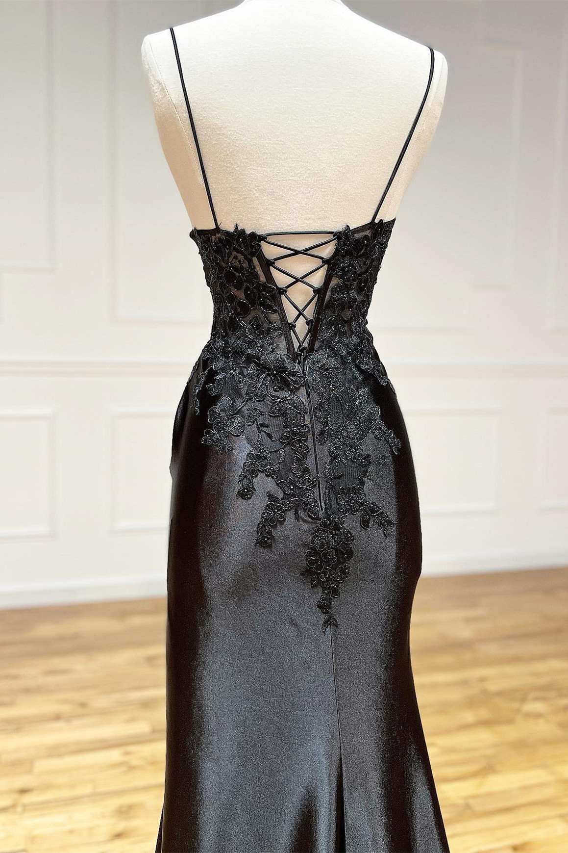 Black Floral Lace V-Neck Long Prom Dress with Slit